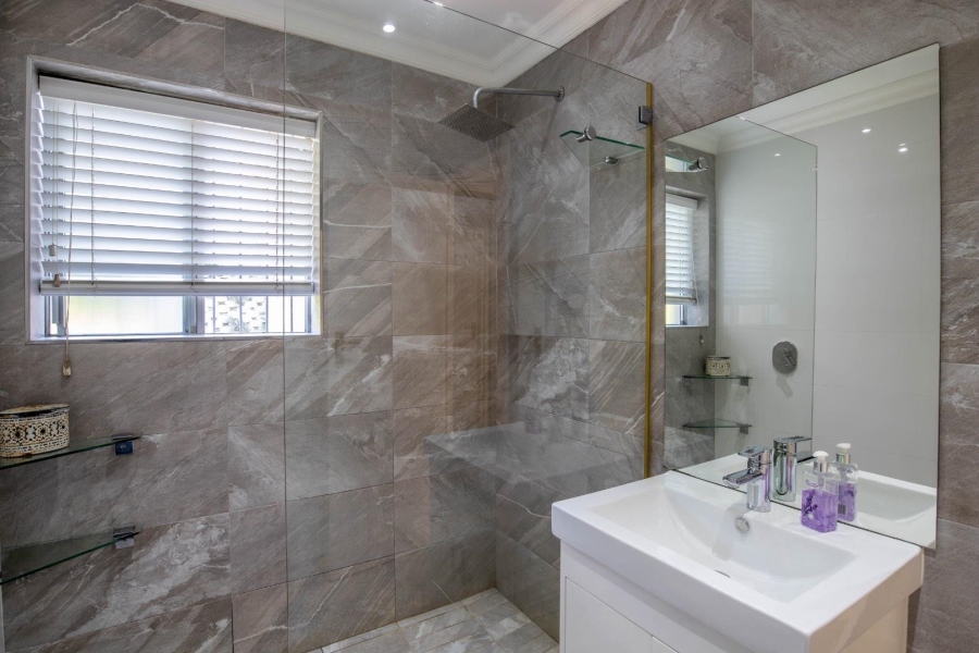 3 Bedroom Property for Sale in Northshore Western Cape